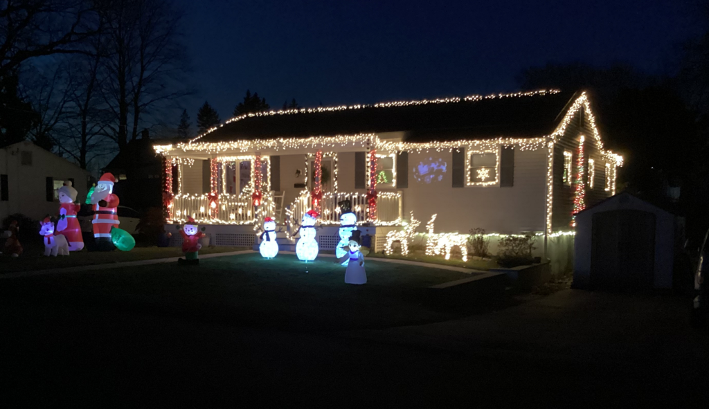 Christmas Traditions – Milford Holiday Lights